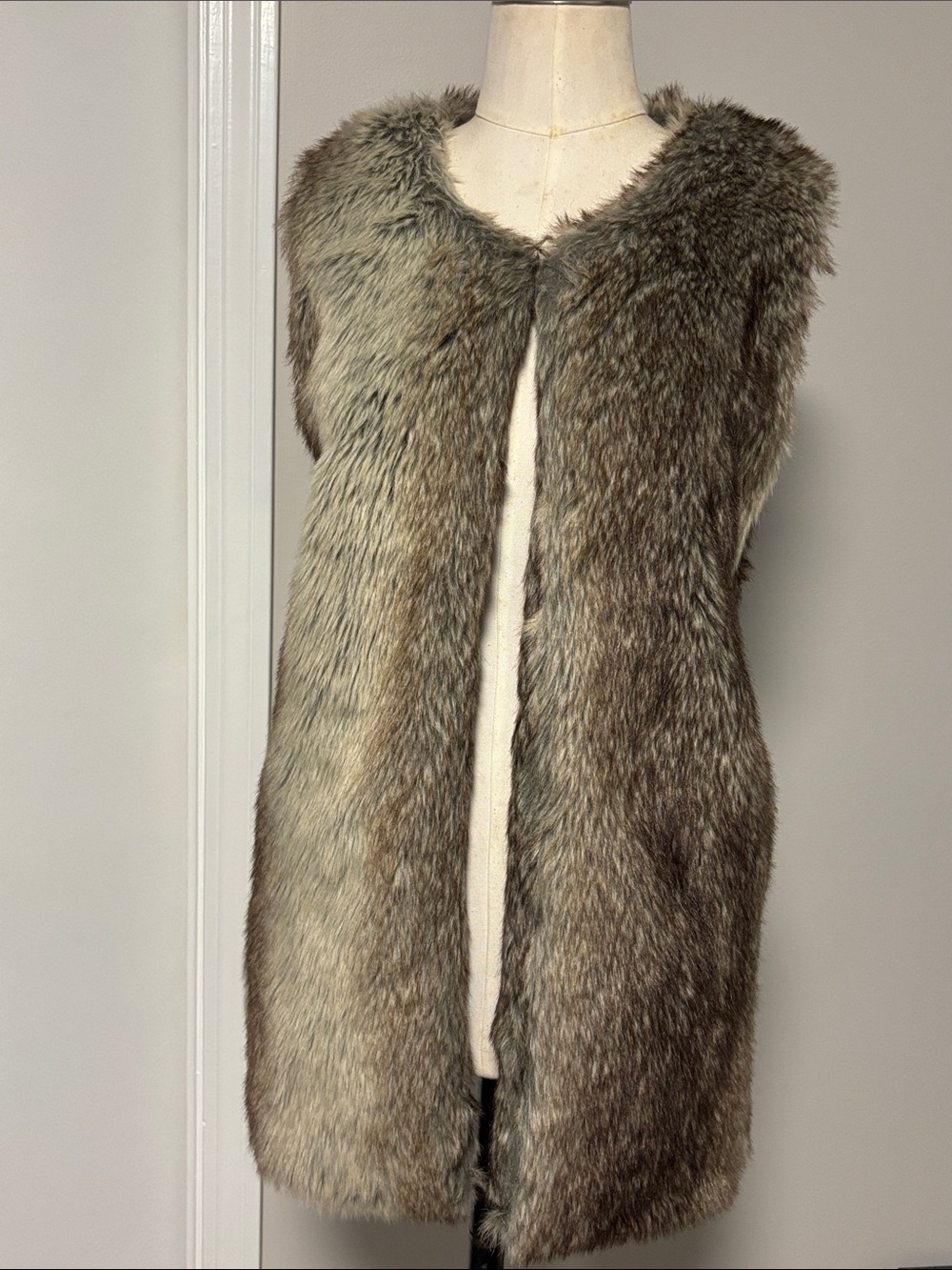 Faux fur long vest